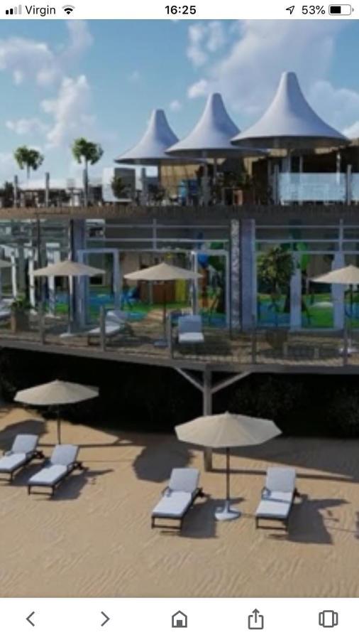 Calypso Hot Tub Breaks Tattershall Lakes Pet Friendly Bagian luar foto